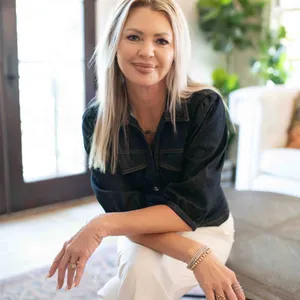 Denita Serralles, Compass