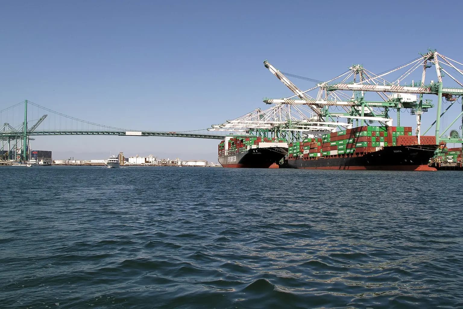 Container ships and cranes at the Port of Los Angeles
