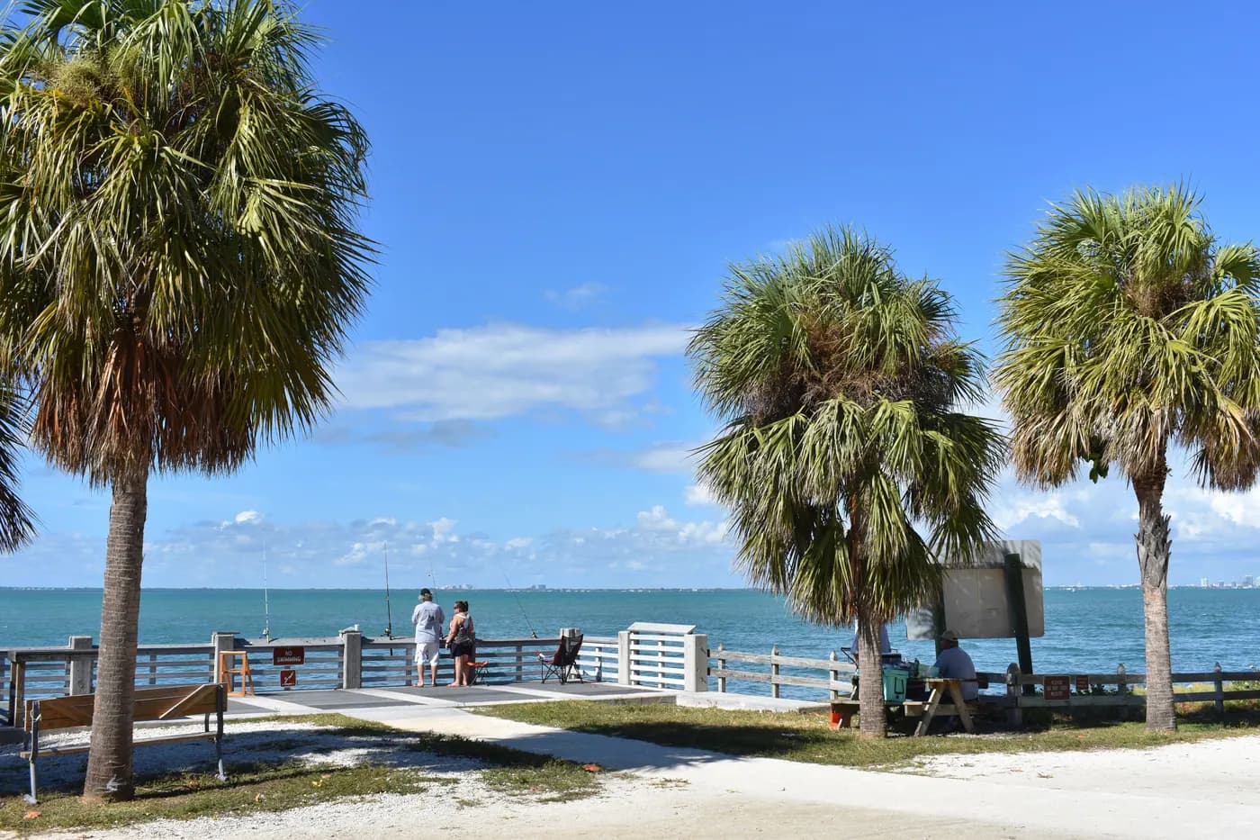 A coastal scene at Bill Baggs Cape Florida State Park